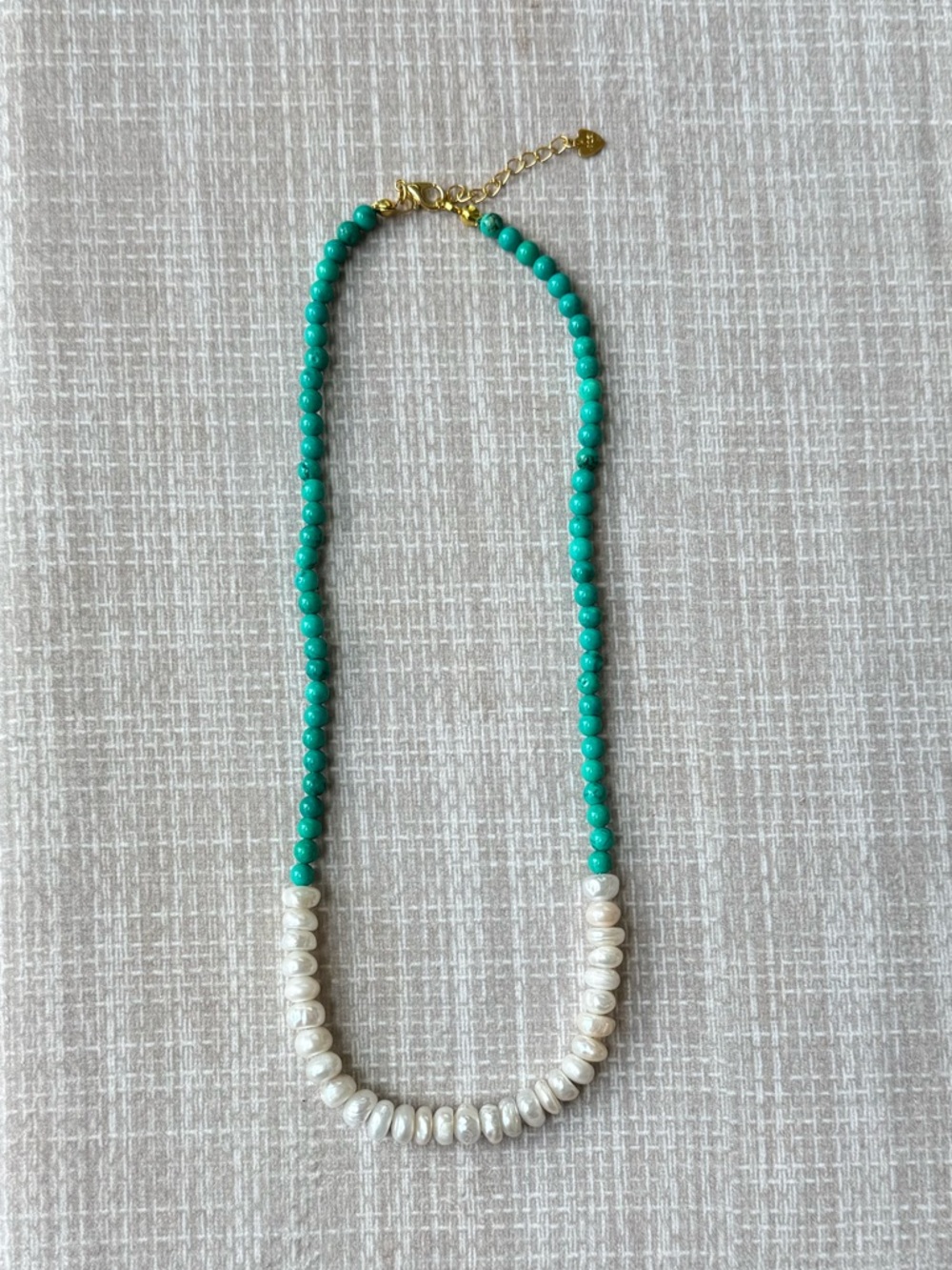 NWOT Tuckernuck Turquoise and Pearl Necklace - Picture 6 of 6